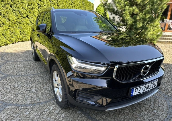 Volvo XC 40 cena 129899 przebieg: 87000, rok produkcji 2018 z Poznań małe 92